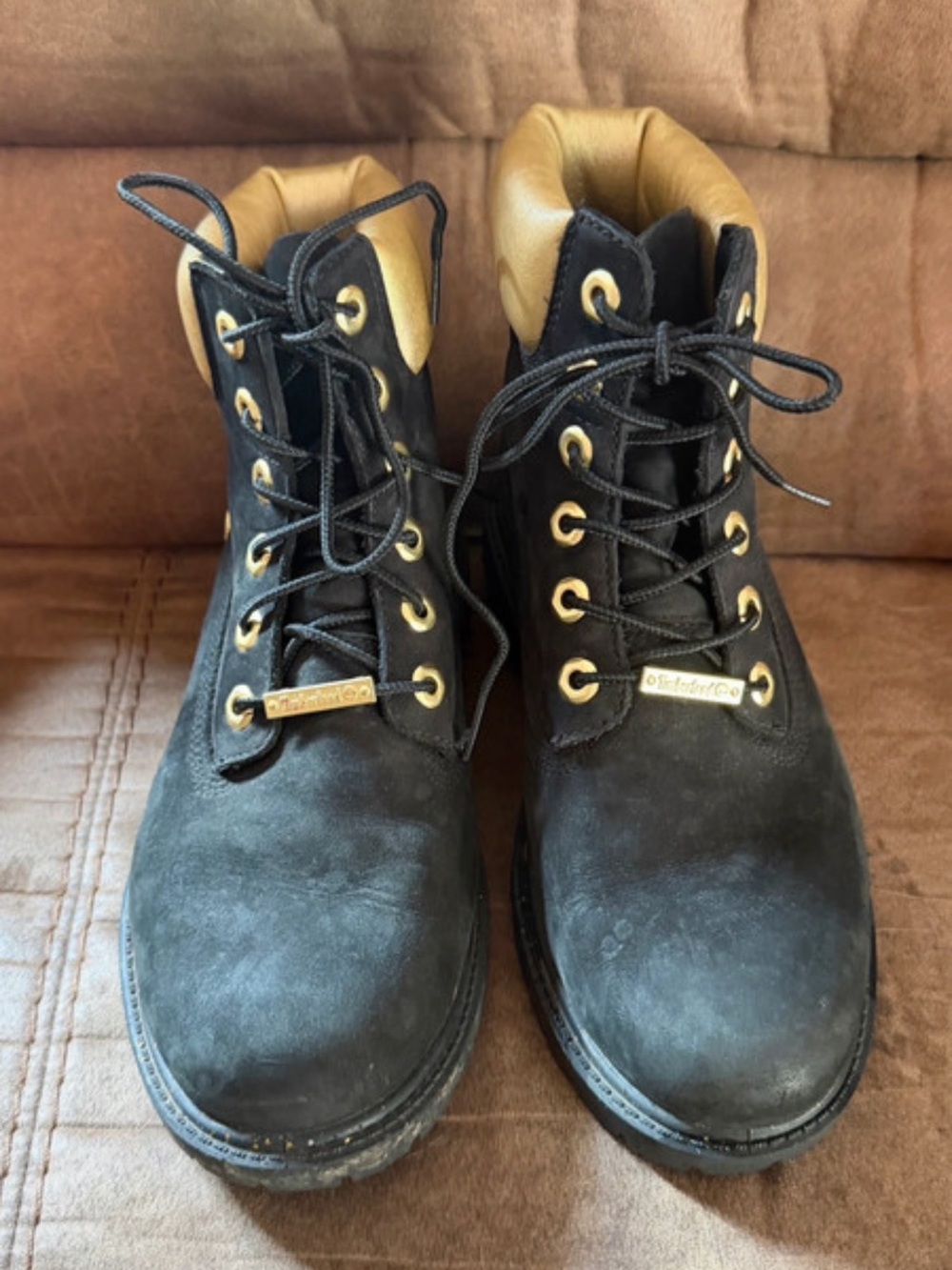 Timberland Black Lace-Up Boots with Tan Collar